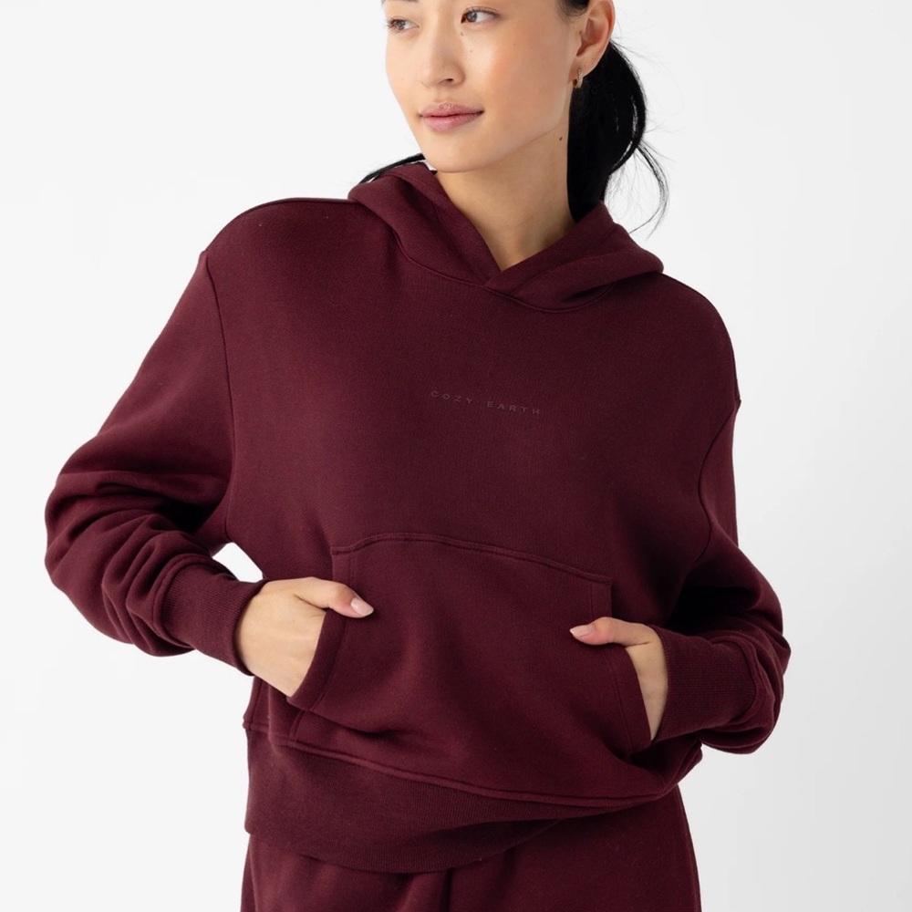 Cozy Earth Women's CroppedHoodie Sweatshirt in Deep Burgundy